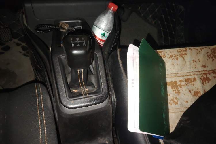 Used Geely Auto Vision X1 2017 1.3L Manual Frenzy Edition Gear Lever
