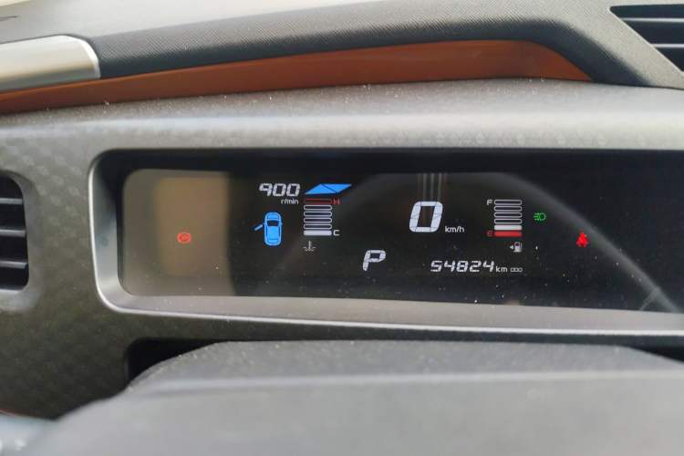 Used Geely Auto Vision X1 2017 1.3L Automatic Player Edition Instrument Cluster