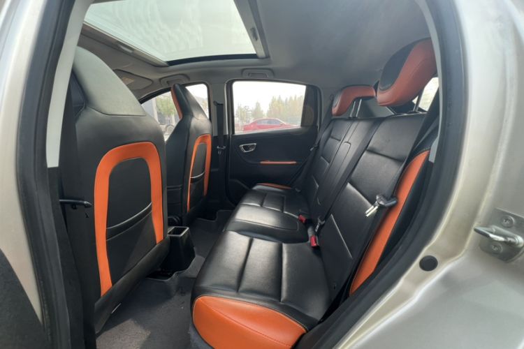 Used Geely Auto Vision X1 2017 1.3L Automatic Player Edition Interior 2