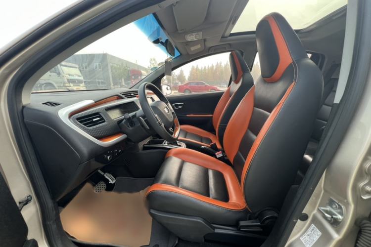 Used Geely Auto Vision X1 2017 1.3L Automatic Player Edition Interior 3
