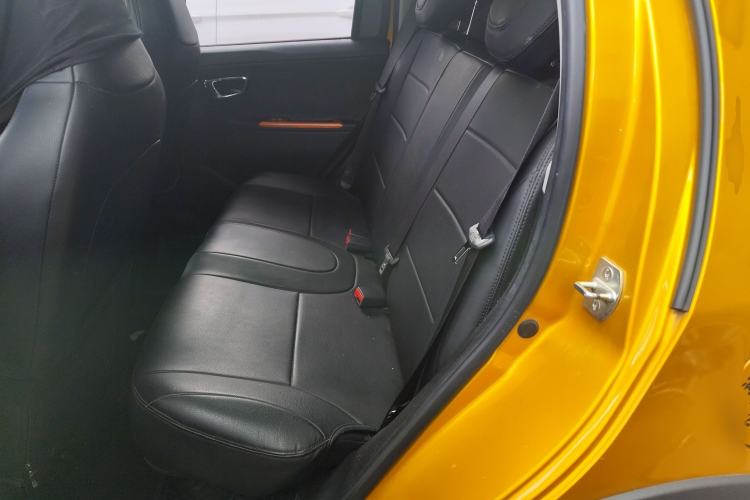 Used Geely Auto Vision X1 2017 1.3L Automatic Player Edition Interior 4