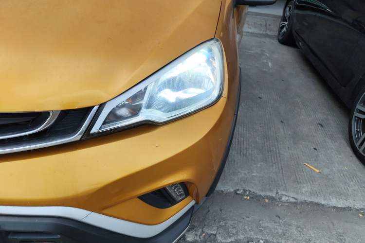 Used Geely Auto Vision X1 2017 1.3L Automatic Player Edition Left Front Headlight