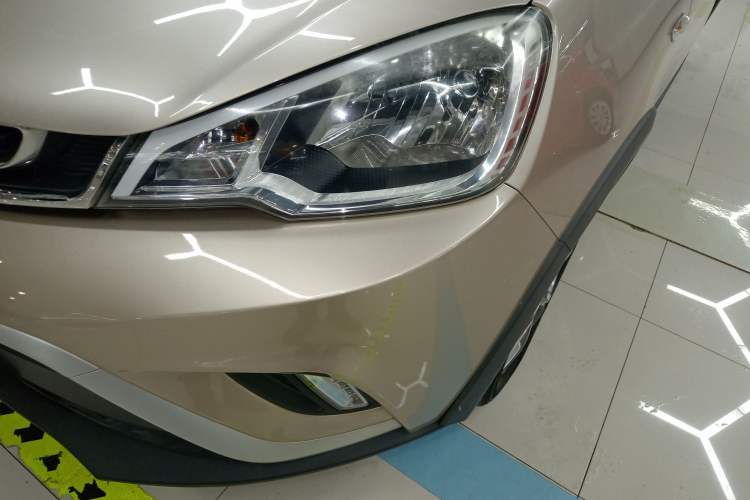 Used Geely Auto Vision X1 2017 1.3L Automatic Player Edition Left Front Headlight