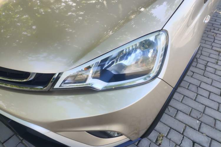 Used Geely Auto Vision X1 2017 1.3L Automatic Fun Edition Left Front Headlight
