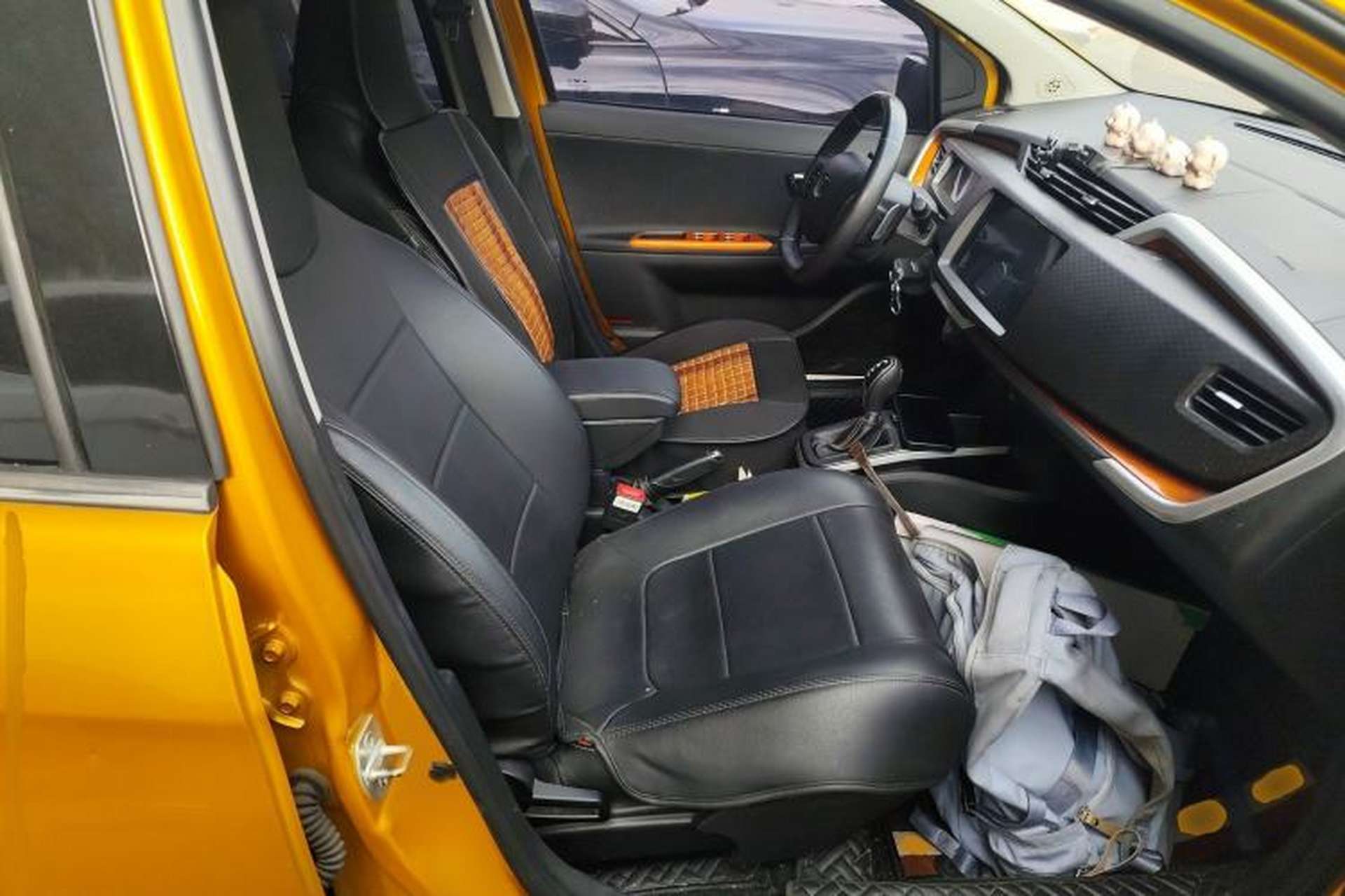 Used Geely Auto Vision X1 2017 1.3L Automatic Player Edition Right Front Seat