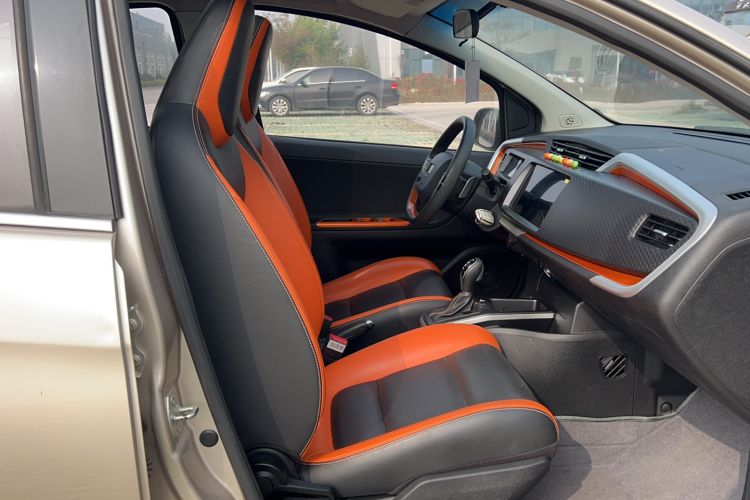Used Geely Auto Vision X1 2017 1.3L Automatic Player Edition Right Front Seat