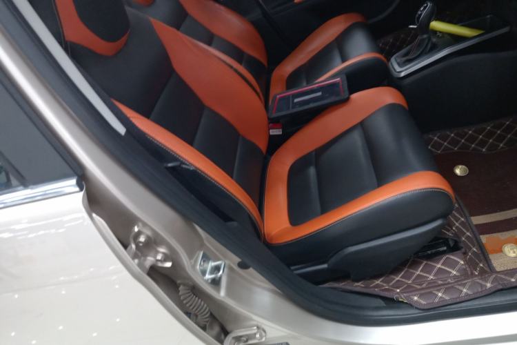 Used Geely Auto Vision X1 2017 1.3L Automatic Player Edition Right Front Seat