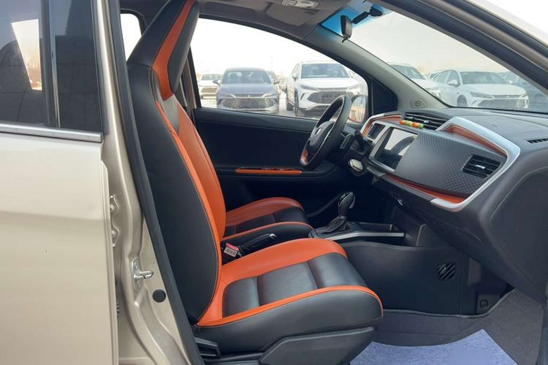 Used Geely Auto Vision X1 2017 1.3L Automatic Player Edition Right Front Seat