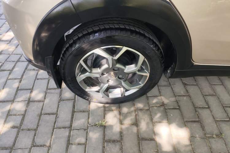 Used Geely Auto Vision X1 2017 1.3L Automatic Fun Edition Right Rear Wheel Hub