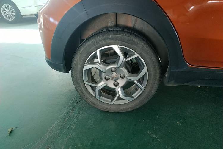 Used Geely Auto Vision X1 2017 1.3L Automatic Player Edition Right Rear Wheel Hub