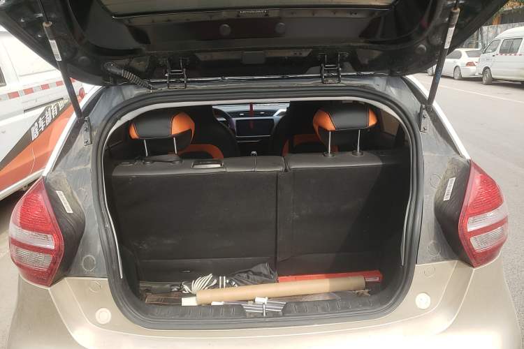 Used Geely Auto Vision X1 2017 1.3L Automatic Player Edition Trunk
