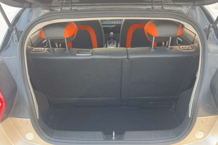 Used Geely Auto Vision X1 2017 1.3L Automatic Player Edition Trunk
