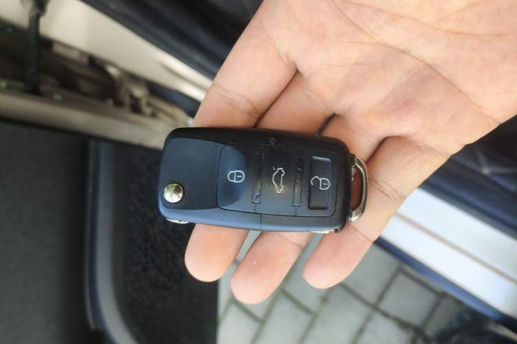 Used Geely Auto Vision X1 2017 1.3L Automatic Fun Edition Vehicle Key
