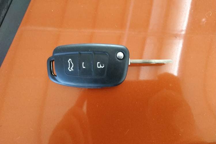 Used Geely Auto Vision X1 2017 1.3L Automatic Player Edition Vehicle Key