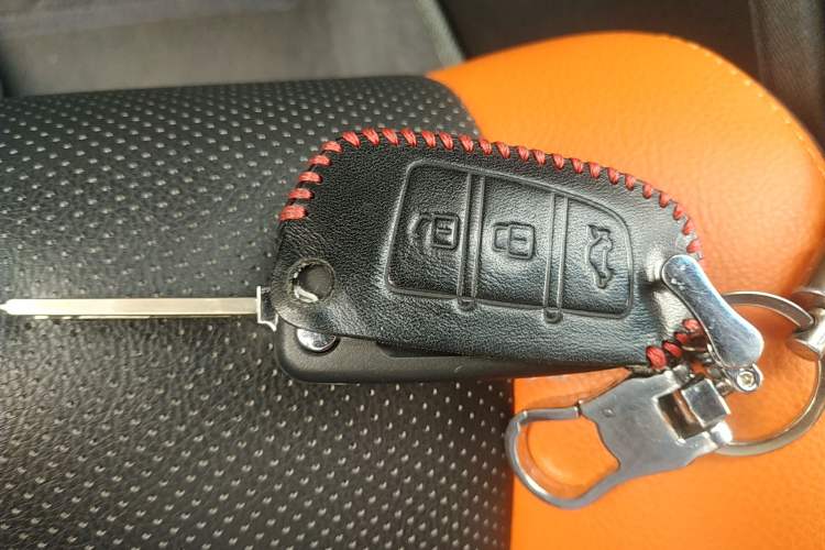 Used Geely Auto Vision X1 2017 1.3L Automatic Player Edition Vehicle Key