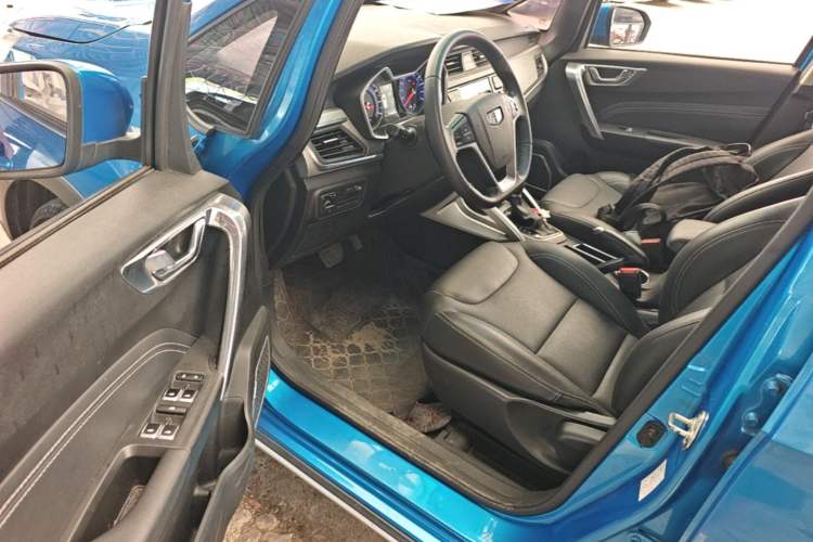 Used Geely Auto Vision X3 2017 1.5L Automatic Elite Model Driver Seat