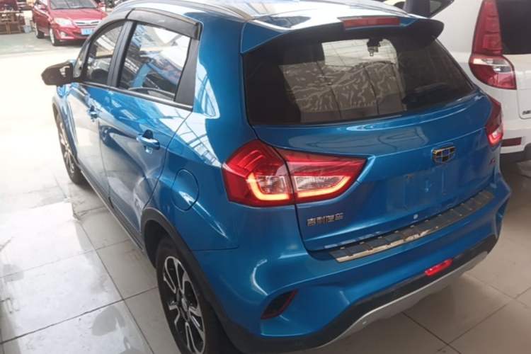 Used Geely Auto Vision X3 2017 1.5L Manual Luxury Model Exterior 2