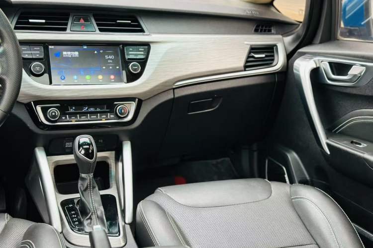 Used Geely Auto Vision X3 2017 1.5L Automatic Luxury Model Exterior 8