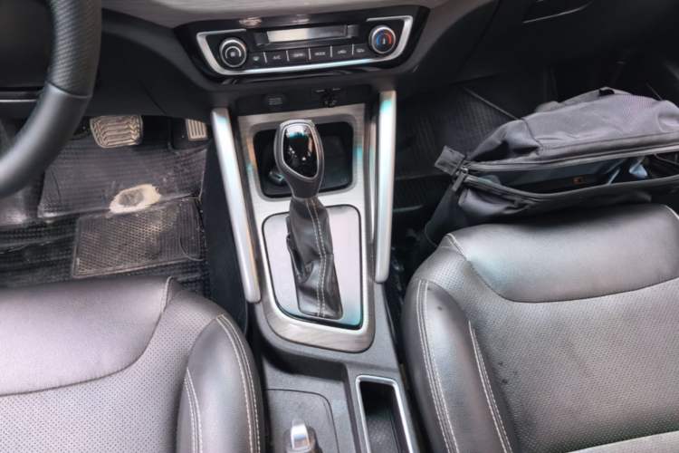 Used Geely Auto Vision X3 2017 1.5L Automatic Luxury Model Gear Lever