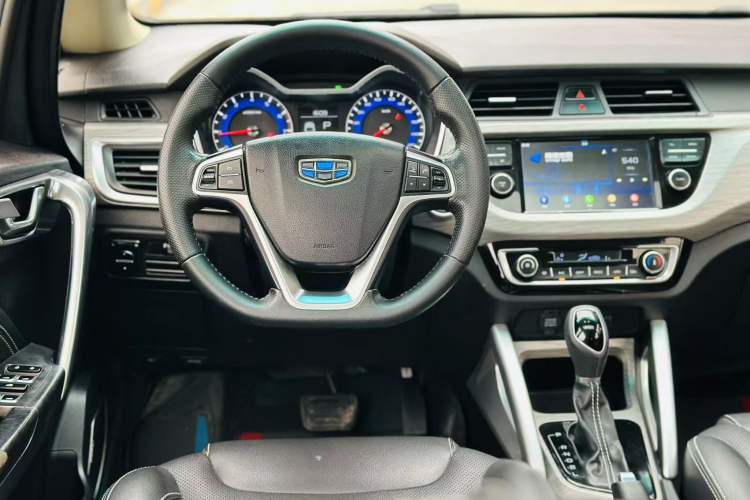 Used Geely Auto Vision X3 2017 1.5L Automatic Luxury Model Interior 2