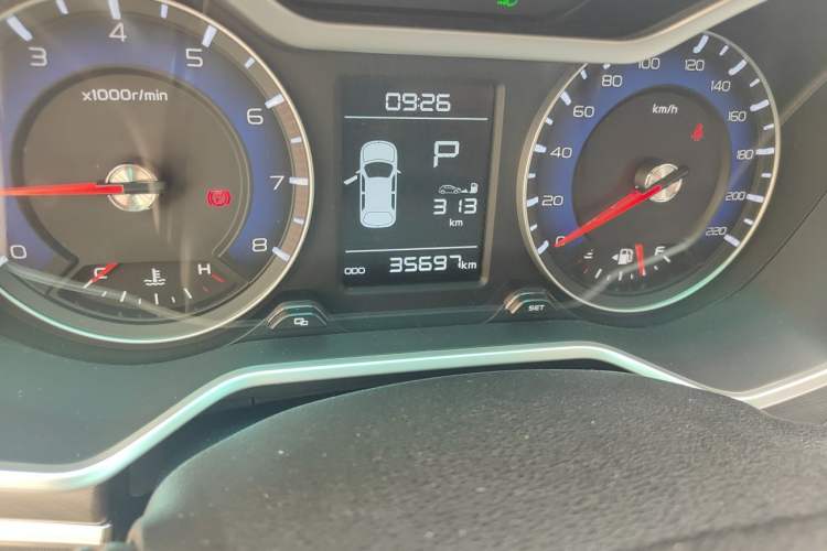 Used Geely Auto Vision X3 2017 1.5L Automatic Luxury Model Odometer Close Up