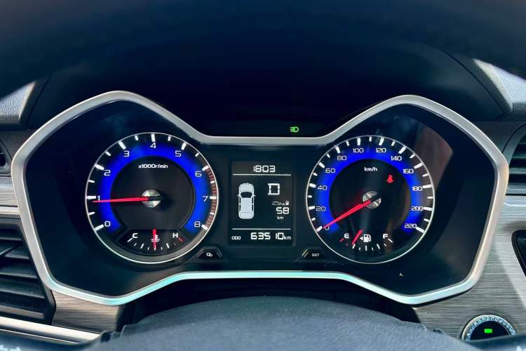 Used Geely Auto Vision X3 2017 1.5L Automatic Luxury Model Odometer Close Up