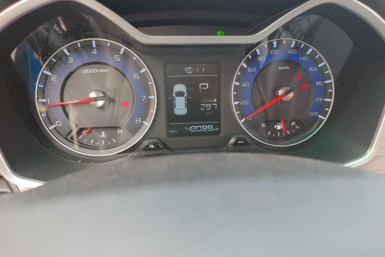 Used Geely Auto Vision X3 2017 1.5L Automatic Elite Model Odometer Close Up