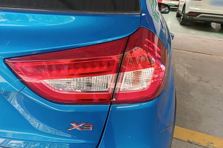 Used Geely Auto Vision X3 2017 1.5L Automatic Elite Model Right Rear Taillight