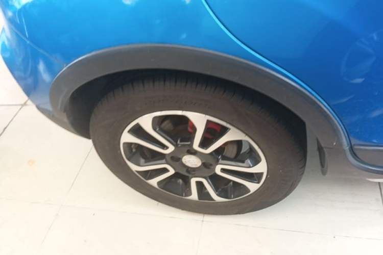 Used Geely Auto Vision X3 2017 1.5L Manual Luxury Model Right Rear Wheel Hub
