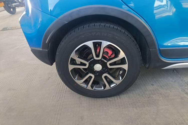 Used Geely Auto Vision X3 2017 1.5L Automatic Luxury Model Right Rear Wheel Hub