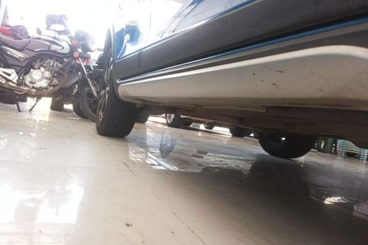 Used Geely Auto Vision X3 2017 1.5L Manual Luxury Model Right Side Sill