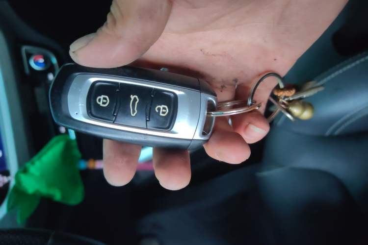 Used Geely Auto Vision X3 2017 1.5L Automatic Luxury Model Vehicle Key