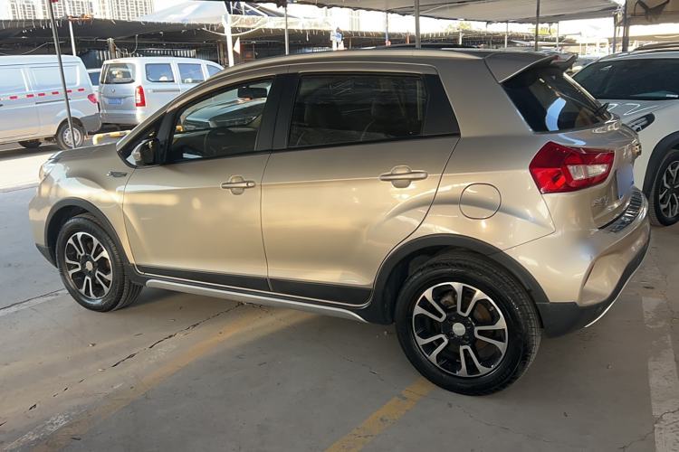 Used Geely Auto Vision X3 2017 1.5L Automatic Elite Model Exterior 5
