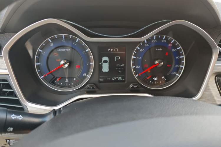 Used Geely Auto Vision X3 2017 1.5L Automatic Elite Model Odometer Close Up