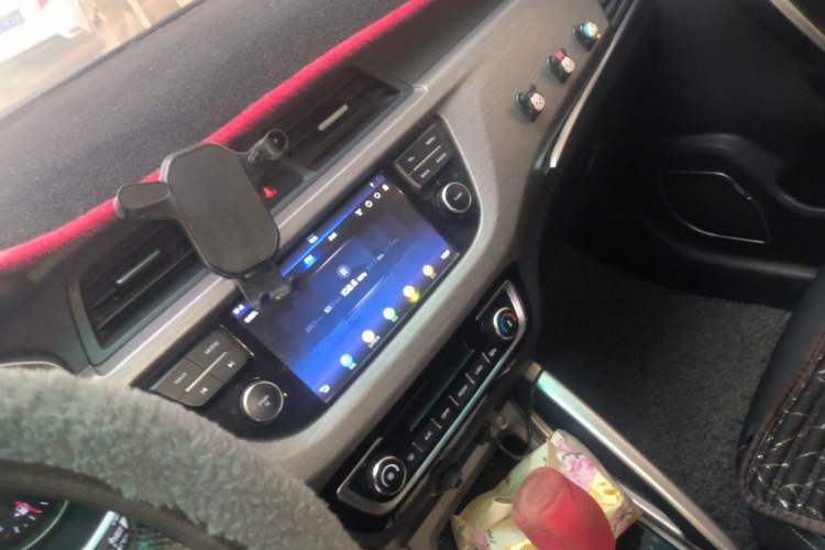 Used Geely Auto Vision X3 2017 1.5L Automatic Elite Model Audio And AC Panel