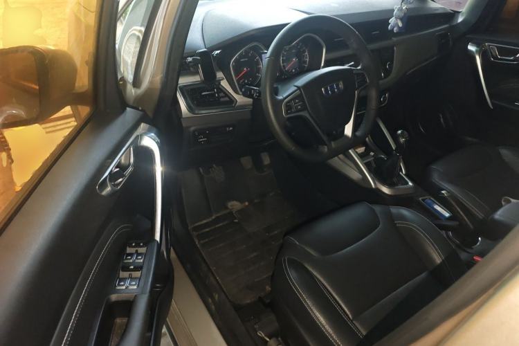 Used Geely Auto Vision X3 2017 1.5L Manual Elite Model Driver Seat