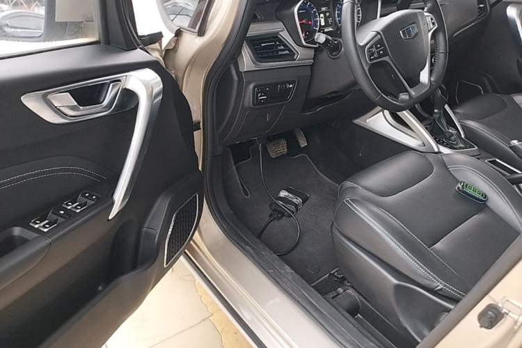 Used Geely Auto Vision X3 2017 1.5L Automatic Elite Model Driver Seat