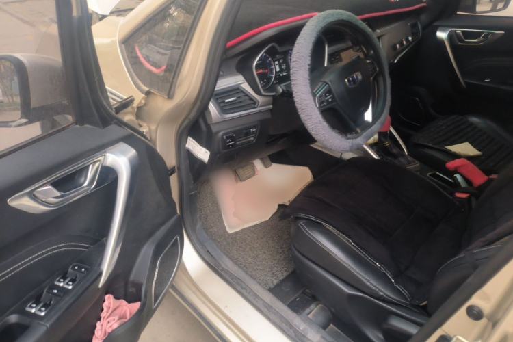 Used Geely Auto Vision X3 2017 1.5L Automatic Elite Model Driver Seat