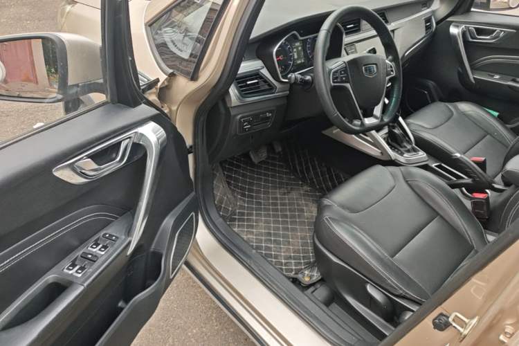Used Geely Auto Vision X3 2017 1.5L Automatic Luxury Model Driver Seat