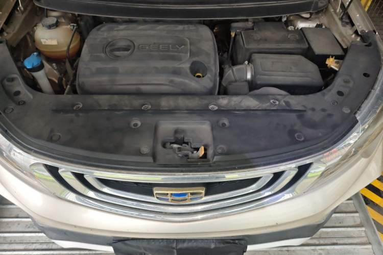 Used Geely Auto Vision X3 2017 1.5L Manual Elite Model Engine Bay