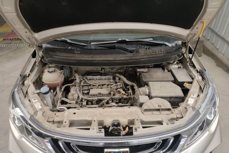Used Geely Auto Vision X3 2017 1.5L Manual Luxury Model Engine Bay