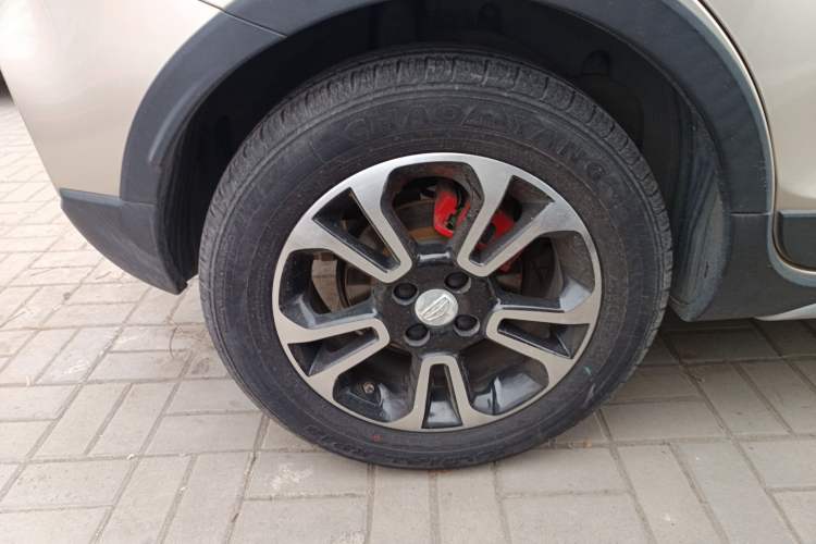 Used Geely Auto Vision X3 2017 1.5L Manual Luxury Model Exterior 3