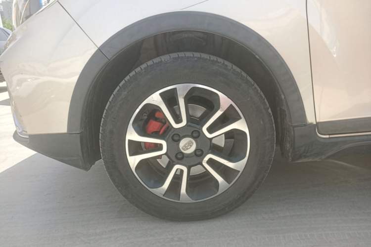Used Geely Auto Vision X3 2017 1.5L Automatic Luxury Model Exterior 4