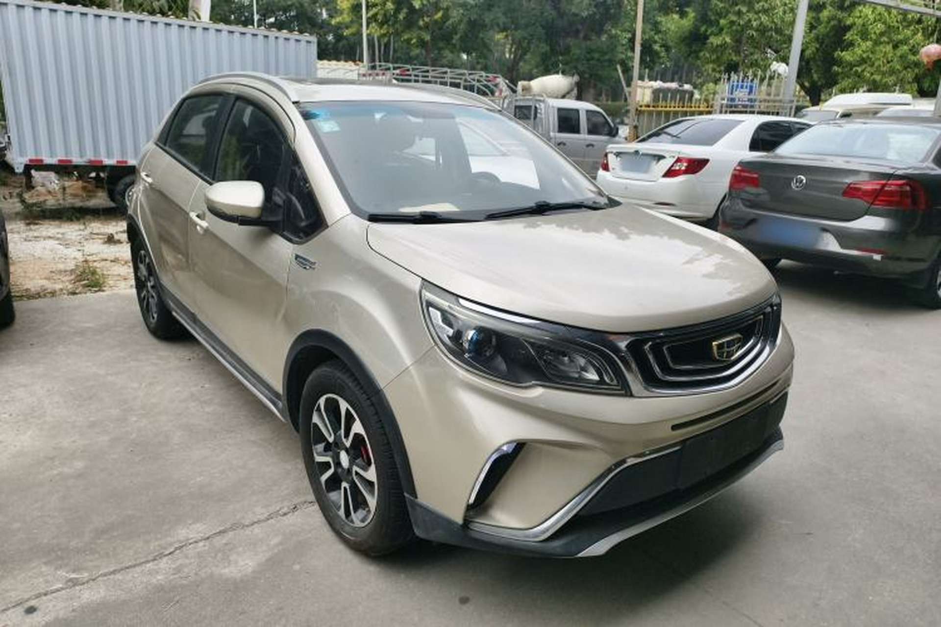 Used Geely Auto Vision X3 2017 1.5L Manual Luxury Model Front Right 45 Deg
