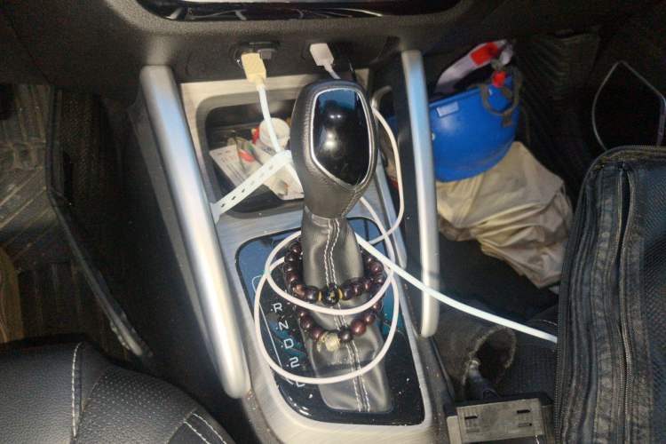 Used Geely Auto Vision X3 2017 1.5L Automatic Elite Model Gear Lever