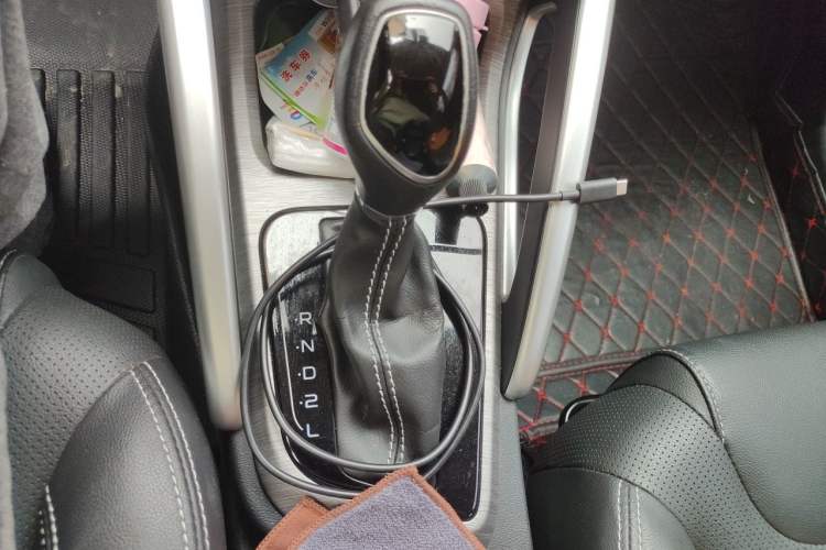 Used Geely Auto Vision X3 2017 1.5L Automatic Luxury Model Gear Lever