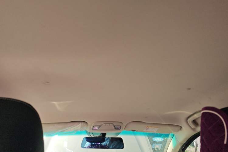 Used Geely Auto Vision X3 2017 1.5L Manual Elite Model Headliner