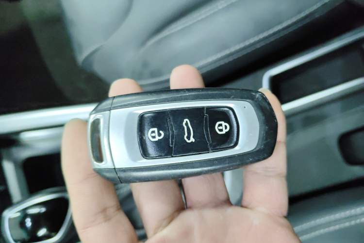 Used Geely Auto Vision X3 2017 1.5L Automatic Elite Model Interior 1