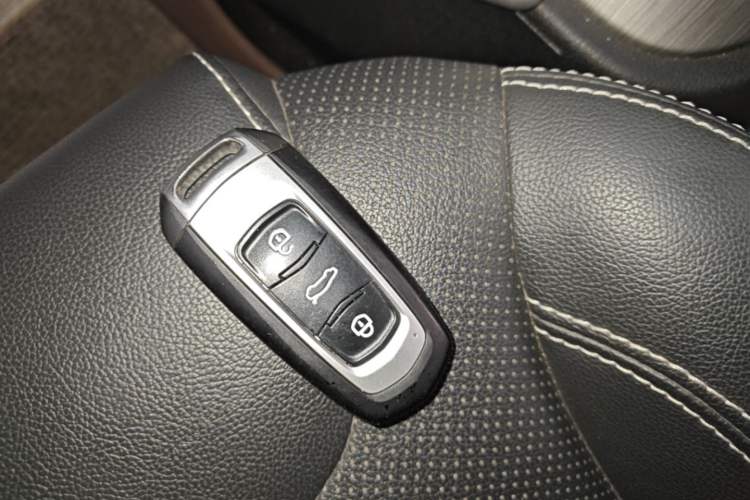 Used Geely Auto Vision X3 2017 1.5L Automatic Luxury Model Interior 1