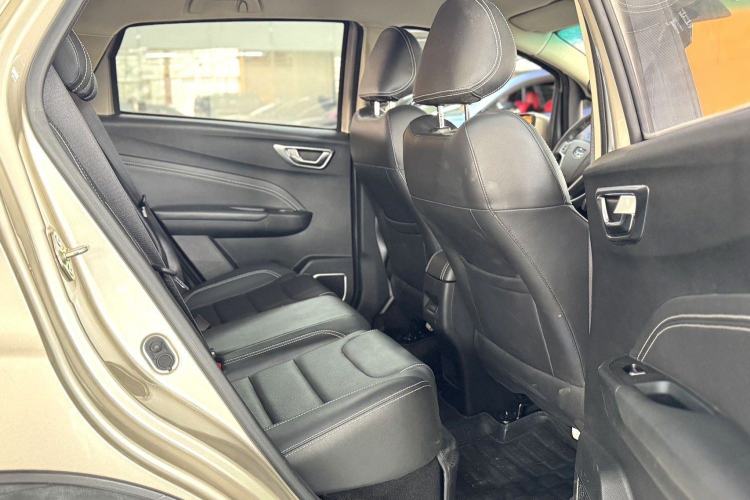 Used Geely Auto Vision X3 2017 1.5L Automatic Elite Model Interior 1